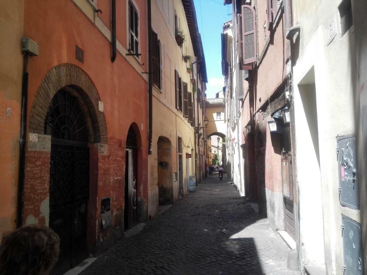 Delizioso Appartamento A Campo De' Fiori Рим Экстерьер фото