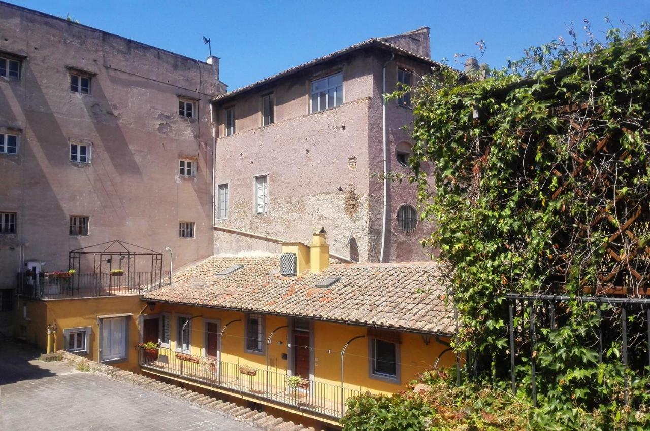 Delizioso Appartamento A Campo De' Fiori Рим Экстерьер фото